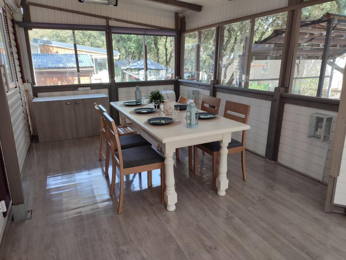 Mobil-Home Climatise 6 Pers En Ardeche Orgnac-lʼAven Kültér fotó